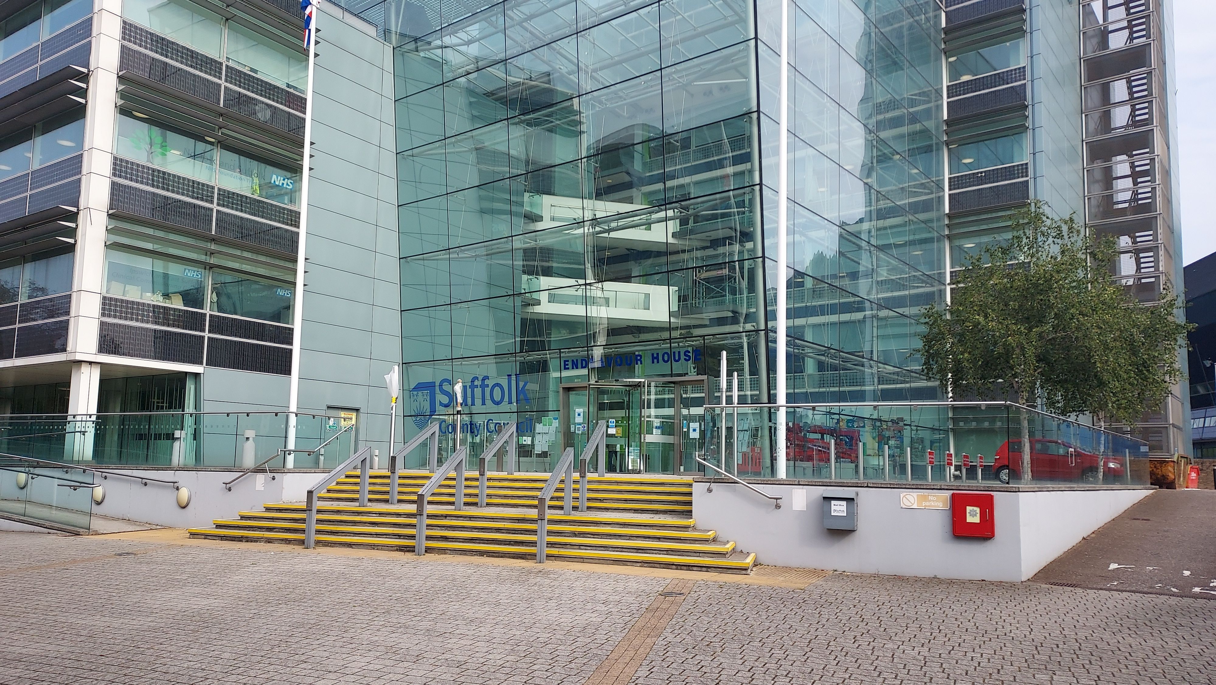 Mid Suffolk Council to run £785,000 over budget due to energy costs and